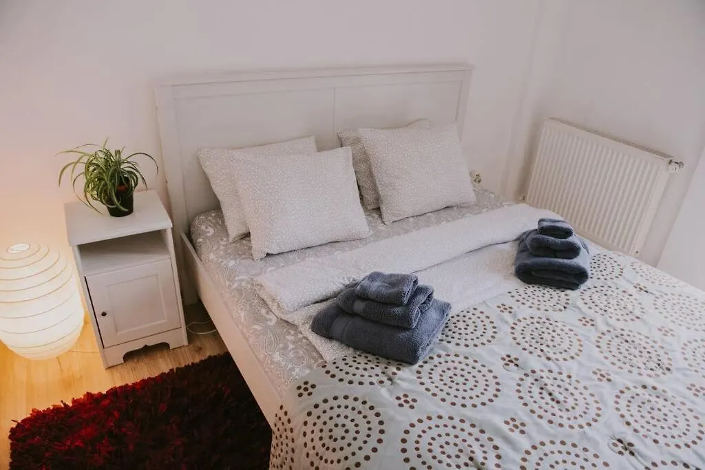 Your Place Apartment - Central Bliss Bucharest